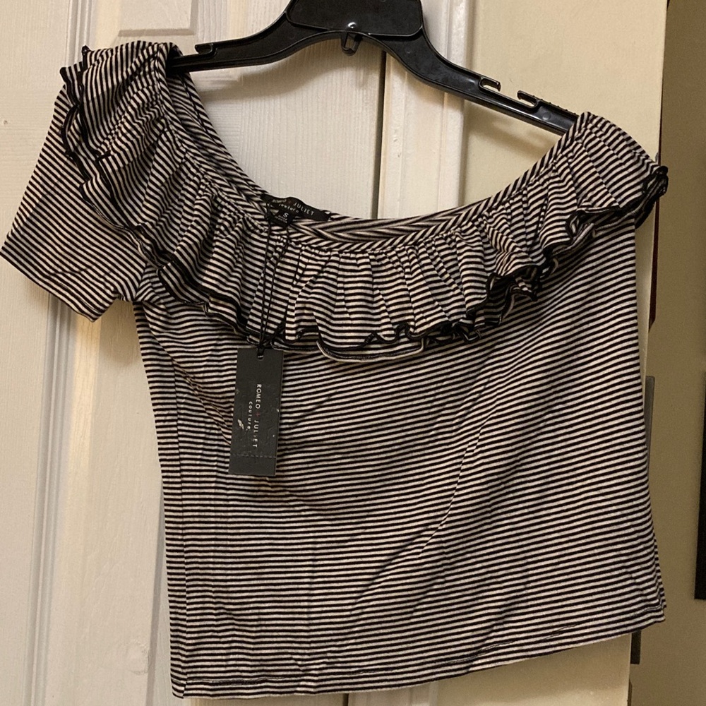 ROMEO & JULIET  LADIES Blouse